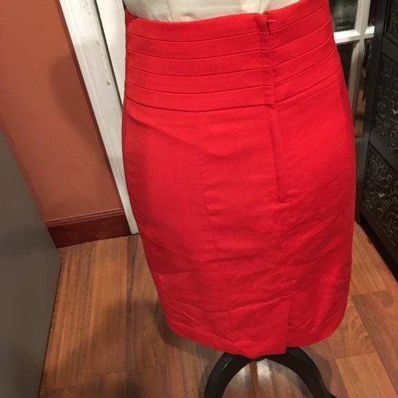 H&M Dresses & Skirts - H&M skirt